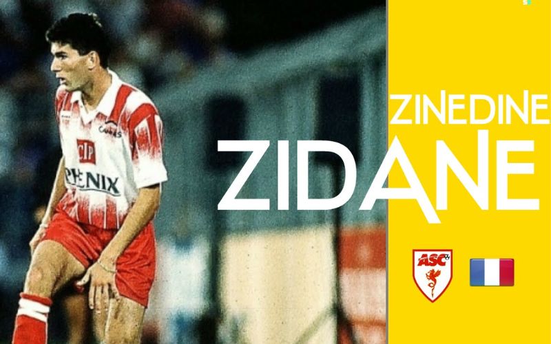 Zidane đá vị trí nào tại AS Cannes (1988-1992)?